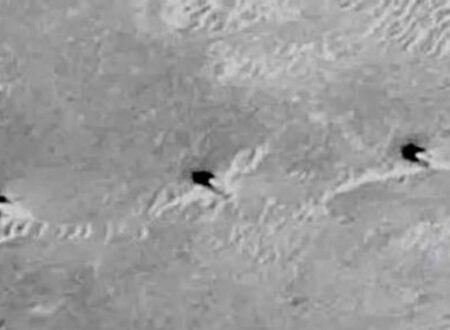 La NASA censura l’immagine delle massicce “Torri” visibili sulla superficie di Marte